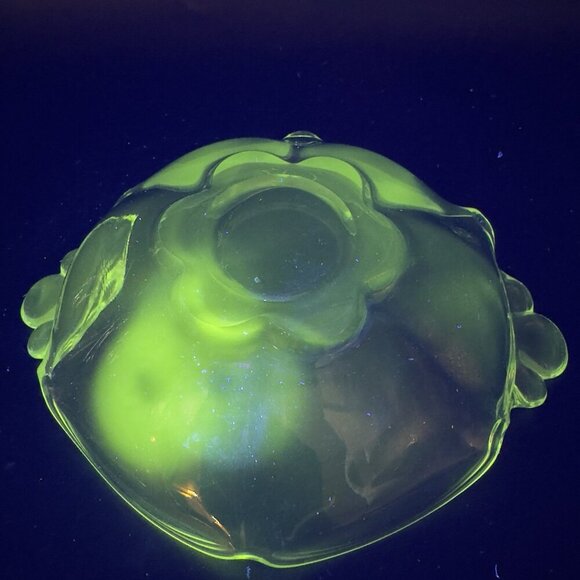 Antique Duncan Miller Glass Clear Dish Bowl Handles Manganese 365nm Green UV VTG - Picture 4 of 10